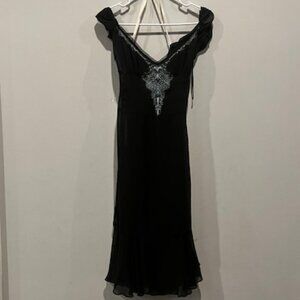 Karen Millen Romantic, Black with light blue embordered bodice Midi Dress. Nw/oT